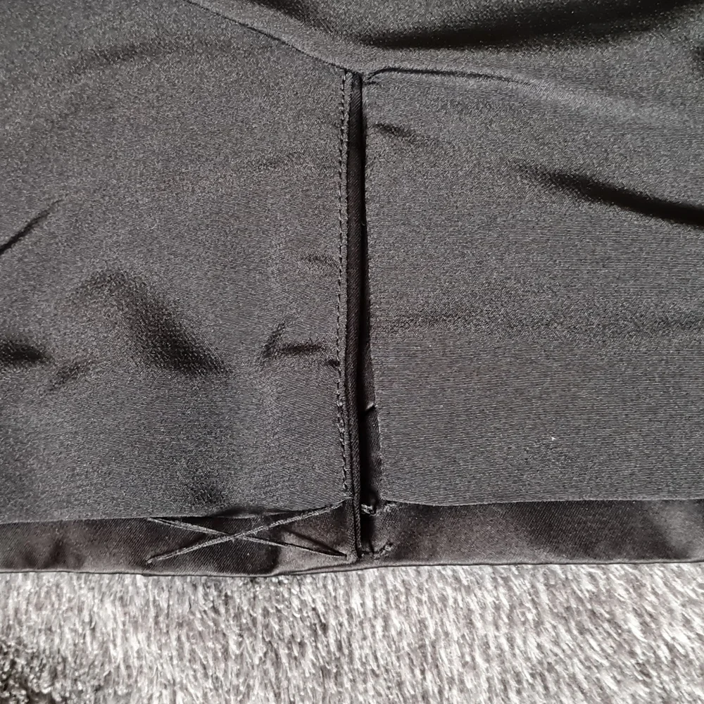 Victor by Victor Alfaro Ladies Blazer. - Picture 4 of 9